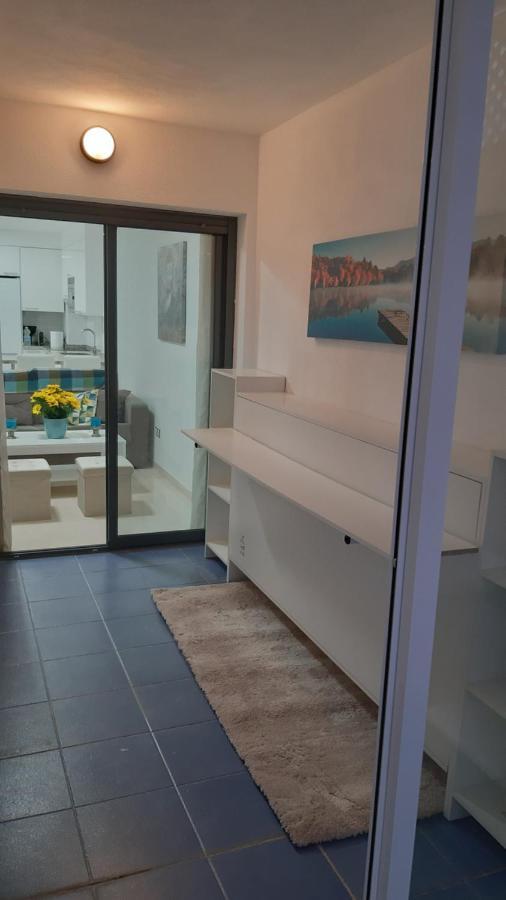 La Envia Golf Apartment Vícar Екстериор снимка